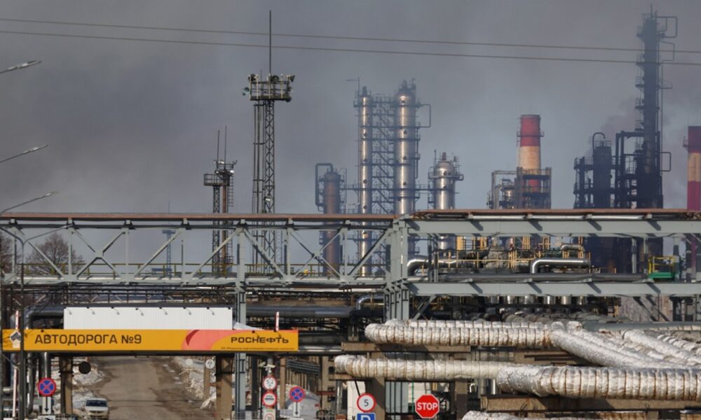 Major refineries in China and Türkiye restart buying Russian oil