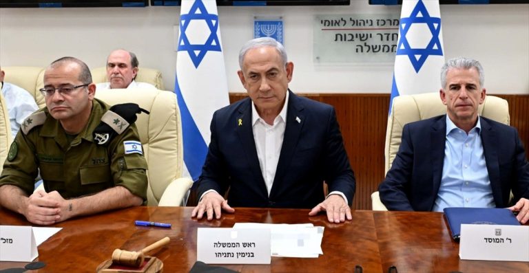 Stephen Walt: Netanyahu, Irak'ı işgal eden George W. Bush ile aynı ...