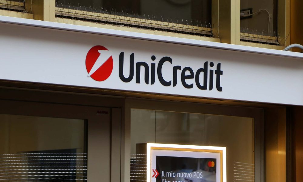 Commerzbank, UniCredit mücadelesinde hissedarları savunma sözü verdi